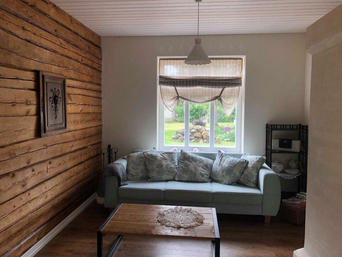 Kreutzwaldi Apartement Voru Luaran gambar
